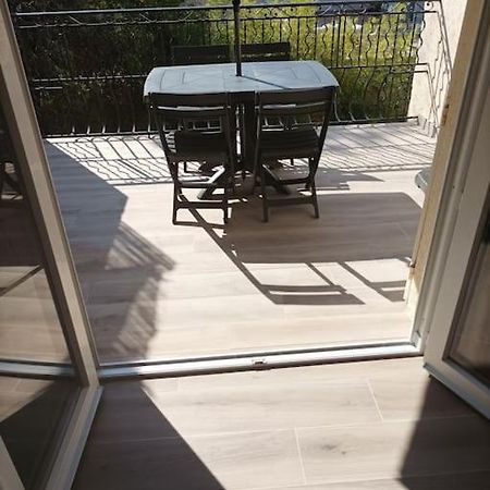 Studio Meuble Climatise Avec Terrasse دْراجينْيا المظهر الخارجي الصورة
